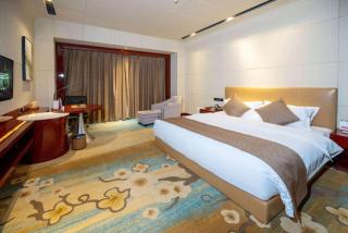 Ramada by Wyndham Wuhan Dongxihu - 1
