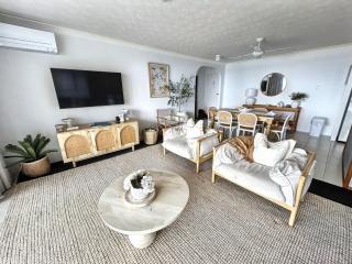 Majorca Isle Beachside Resort - Maroochydore - 7