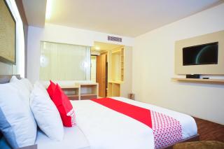 Super OYO Collection O 166 Hotel Princess - Palembang - 4