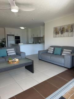 Majorca Isle Beachside Resort - Maroochydore - 0