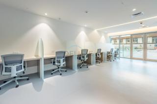 Pool and Community View Studio,Just Steps Away from the Mall, Concept 7 Residences, Jumeirah Village Circle by Deluxe Holiday Homes - 8