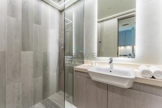 Pool and Community View Studio,Just Steps Away from the Mall, Concept 7 Residences, Jumeirah Village Circle by Deluxe Holiday Homes - 5