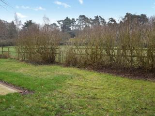 Oak Tree Cottage - - 9