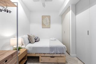 Queens Wharf - Luxe 3BR with Stunning View & Parking - Brisbane - 2