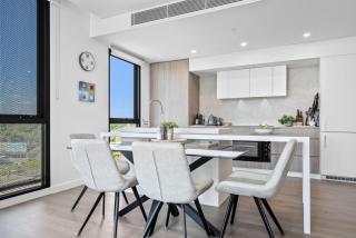 Stylish 2-Bed Apartment with Rooftop BBQ Access - North Fremantle - 8