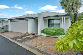 The Aurora A Comfortable Family Getaway - Geographe - 2