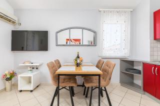 Apartments Ana-Maria - Fažana - 8