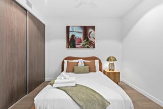 Queens Wharf - Luxe 2BR with Stunning Views & Pool - Brisbane - 3