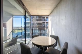 Self-Contained Apartment in Woden By Serain - 1