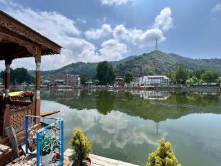 Houseboat Trambak - Srinagar - 6