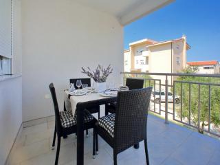 Tranquil Apartment in Bibinje with Garden - Bibinje - 6