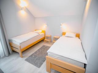 Lovely Holiday Home in Lovinac with Garden - Lovinac - 3