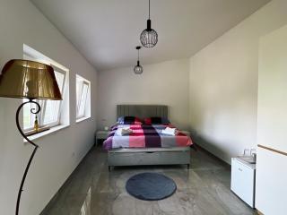 Apartments & Rooms Tapera- Comfort Double Room with Terrace and Partial Sea View - Dubrovnik - 0