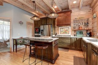Elemental Bliss - Enjoy cookouts on the deck and peaceful valley views - Afton - 3