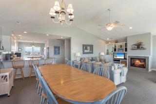 7083 Ocean Haven Oceanfront Hot Tub - Nags Head - 8