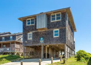 7083 Ocean Haven Oceanfront Hot Tub - 2