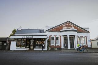 Modern living at its finest - Dunedin - 1