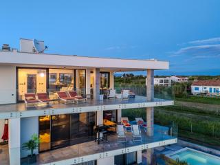 Penthouse Jimmys Beach Privlaka, Wahnsinns Blick und beheiztem Pool - Privlaka - 7