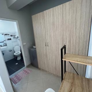 Eljon's Apartment-Cozy Stay in Saranda - Sarandë - 4