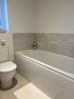 Luxury and cosy 2 bed entire house in Essex 20 mins from beach - Colchester - 2