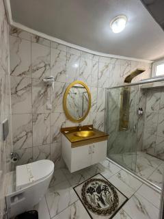 Class Hotel - - 7