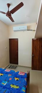 Sri Annai Home Stay III - 1