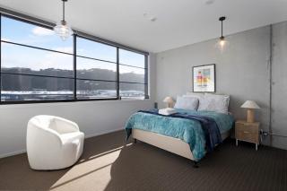 Sunny 3BR Petone Apt - Close to Shops Transit - Lower Hutt - 7
