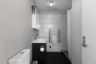 Sunny 3BR Petone Apt - Close to Shops Transit - Lower Hutt - 4