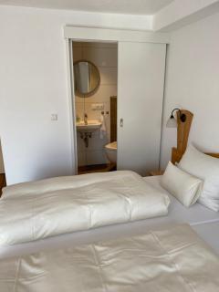 Cafe Pension Eckerbrunn - 4