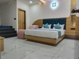 Hotel Stay Zone - Jāmb - 2