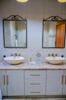 156 Euphoria, 6-bedroom villa - Naboomspruit - 4