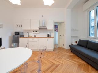 I-Host Apartment - Da Cortona 9 - Milan - 4