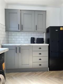 Stylish 2BR Home Walk to Belfast City Centre - Belfast - 1
