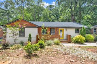 Harmony House Family Escape for 8 - 1