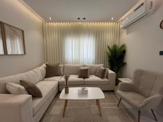 غرفة وصالة بستايل اسكندنافي - Riad - 8