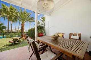 2 storey townhouse with large terrace garden, BBQ and close to the beach, in Elviria, Marbella - Marbella - 3