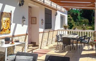 Nice Home In Torrox With Private Swimming Pool, Can Be Inside Or Outside - Torrox - 8
