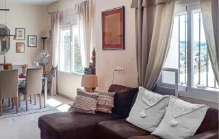 Nice Home In Torrox With Private Swimming Pool, Can Be Inside Or Outside - Torrox - 5