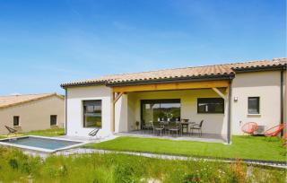 Stunning Home In Puy St Martin - 1