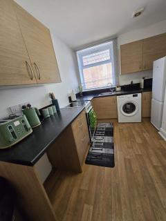 Glams Cozy City Apartment in Wolverhampton - Wolverhampton - 2