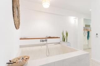 M Luxury Suite - Koroni - 3