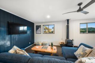 Sunny Paihia Retreat with BBQ, Spa and Pool - Haruru - 3
