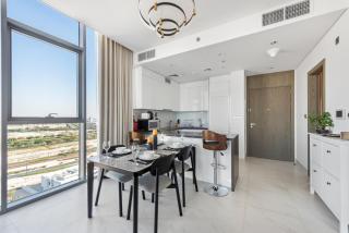 Tranquil Retreat 1 BR with Serene Views in District 1 - 7