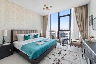 Tranquil Retreat 1 BR with Serene Views in District 1 - 4