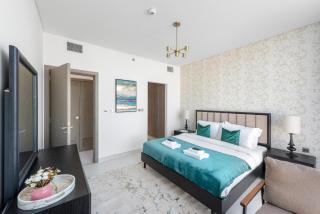 Tranquil Retreat 1 BR with Serene Views in District 1 - 6