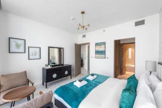 Tranquil Retreat 1 BR with Serene Views in District 1 - 3