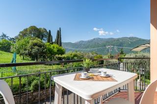 Jasmine Lilla - apartment in villa with terrace - Lierna - 9