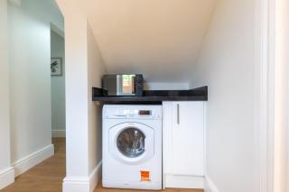 2 Bedroom Apartments By Smart Apartments Short Lets & Serviced Accommodation Apartment Southampton With Free WiFi - Southampton - 5