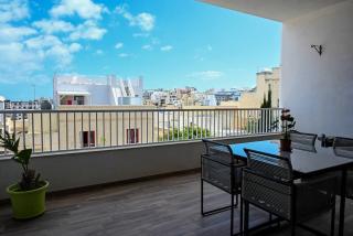 Spacious And Central Mellieha 2bed By Homely ! - Mellieħa - 9