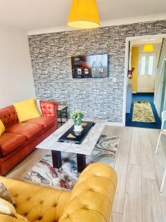 Pleasant and homely - 1